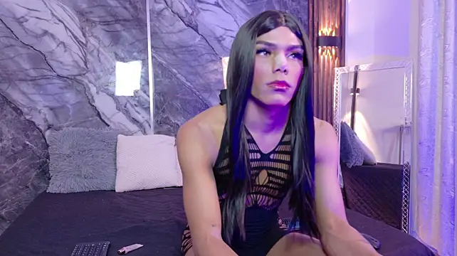 ChloeRose04 Show in webcam