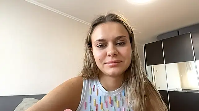 IreneDousay's Live XXX Chat