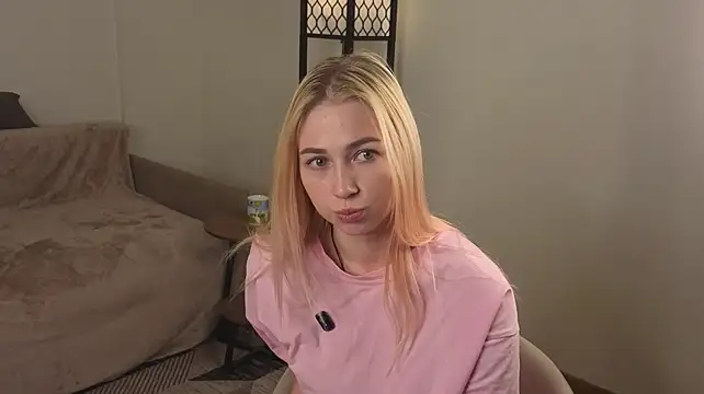 XXX chat uživo modela SungDierks