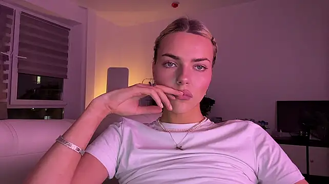 ChristelDuncombe Webcam show