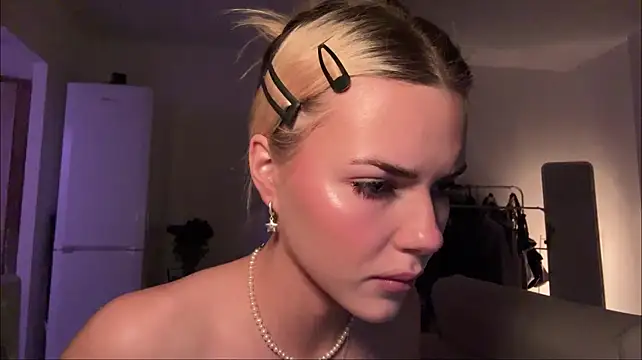 ChristelDuncombe Pertunjukan Webcam