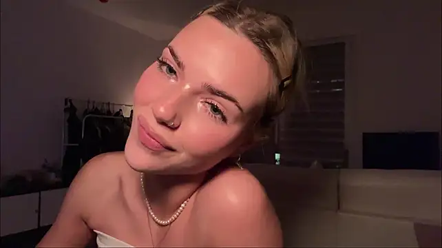 Chatroom XXX en direct de ChristelDuncombe