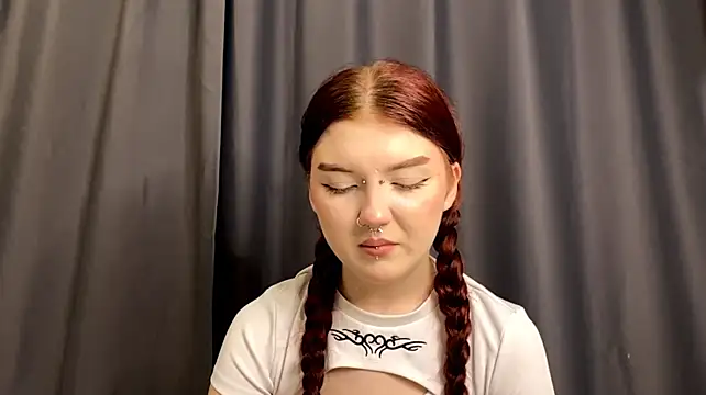 ThuyValentini – webcam-show