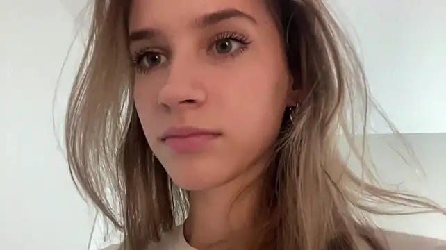 LynellMilleson's Webcam Show