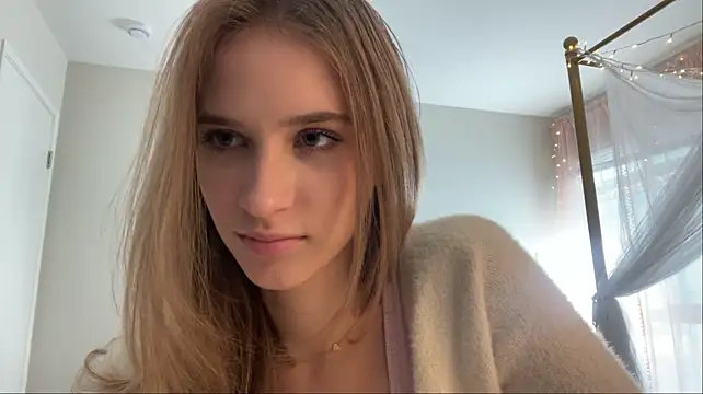 Webkamerová show LynellMilleson