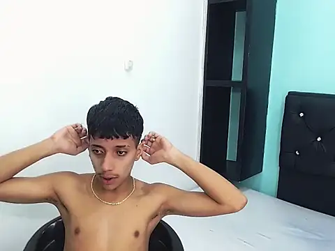 Show de brayan__hot__ na webcam