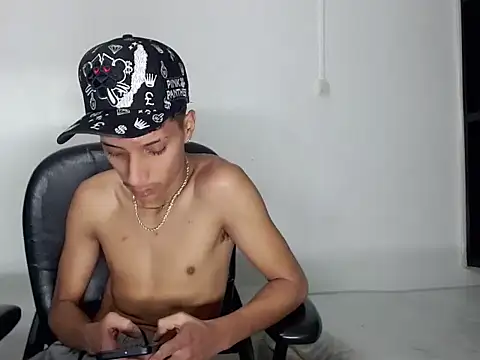 brayan__hot__ Шоу с уебкамера