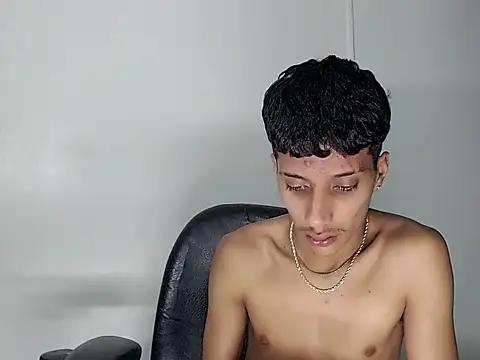 brayan__hot__'s Live XXX Chat