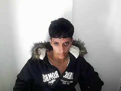 brayan__hot__'s Live XXX Chat