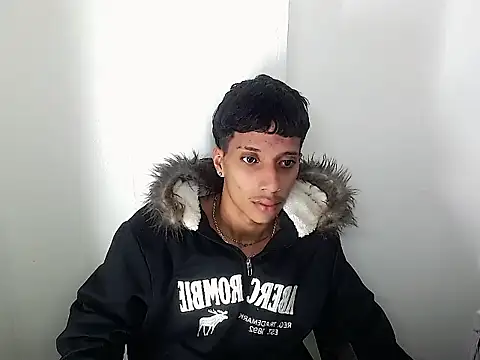 Show de brayan__hot__ na webcam