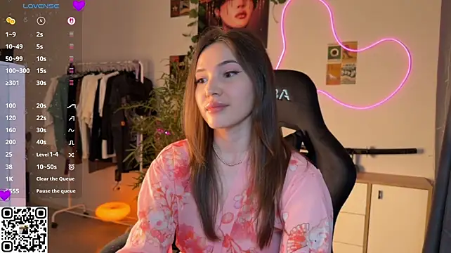Ginsyha Show in webcam
