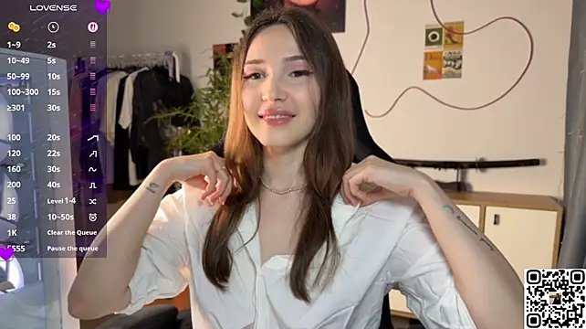 Ginsyha Adlı Modelin Web Kamerası Şovu