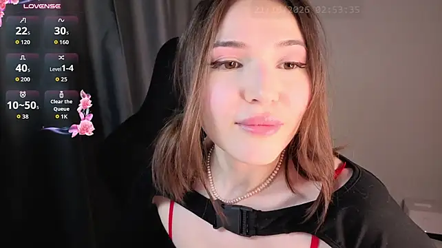 Ginsyha Show in webcam