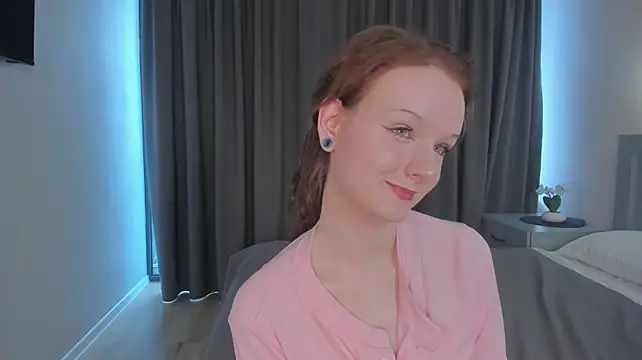 Chatroom XXX en direct de Miraletta