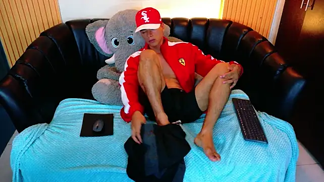 Yulian_Mendez's Webcam Show