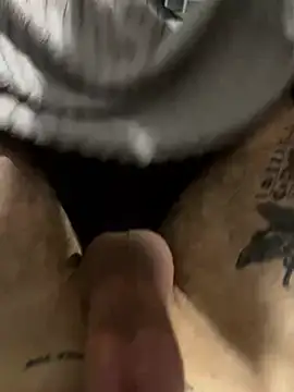 tattoeddick Pertunjukan Webcam