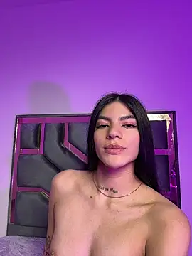 Taylor_Ec Live XXX-Chat