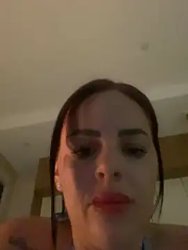 Kiara_Knightz's Live XXX Chat
