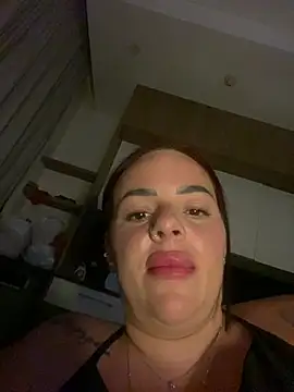 Chat +18 de Kiara_Knightz ao vivo