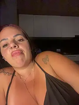 Kiara_Knightz's Webcam Show