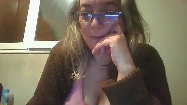 MadameLux webcam show