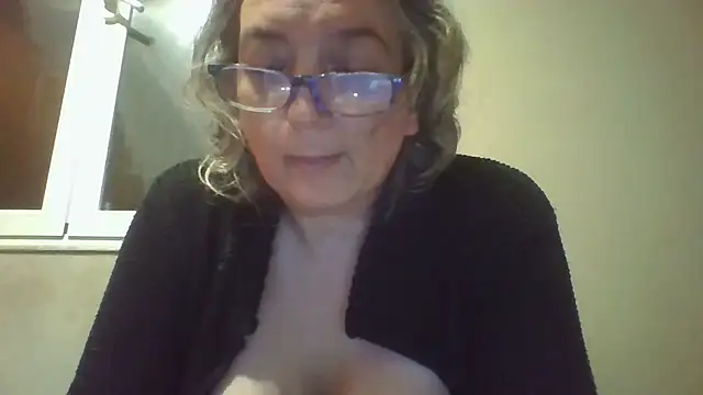 MadameLux's Webcam Show