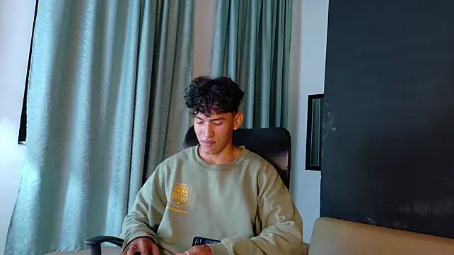 daniel_biig Adlı Modelin Web Kamerası Şovu