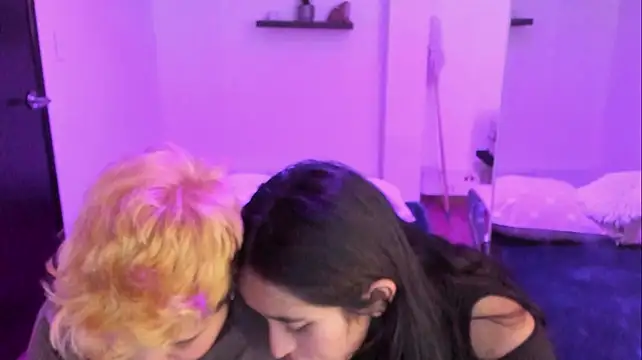 Andy_and_amberのウェブカメラショー
