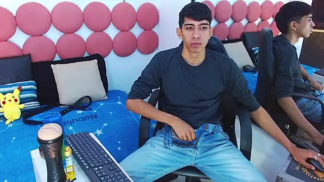 Show modela Drake_Jack na web-kameri