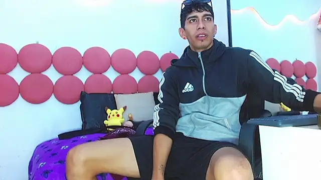 Drake_Jackn Webbikameraesitys