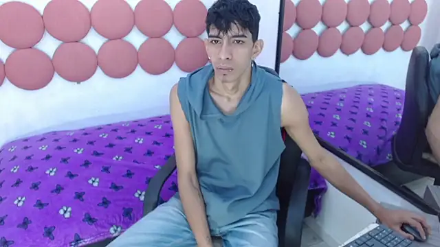Drake_Jack: διαδικτυακό σόου στην κάμερα