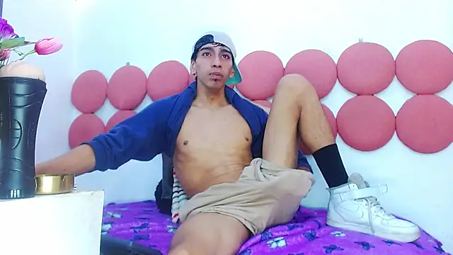 Pokazy przed kamerką – Drake_Jack