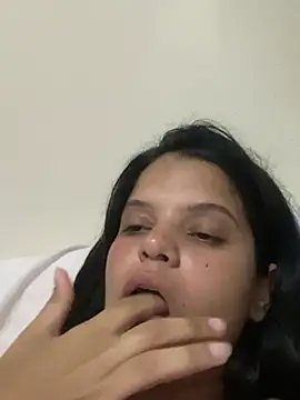 Show de Raissa012 na webcam
