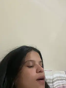 Raissa012 – Live XXX-chat