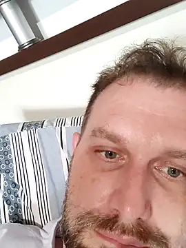 Antoniobug ওয়েবক্যাম শো