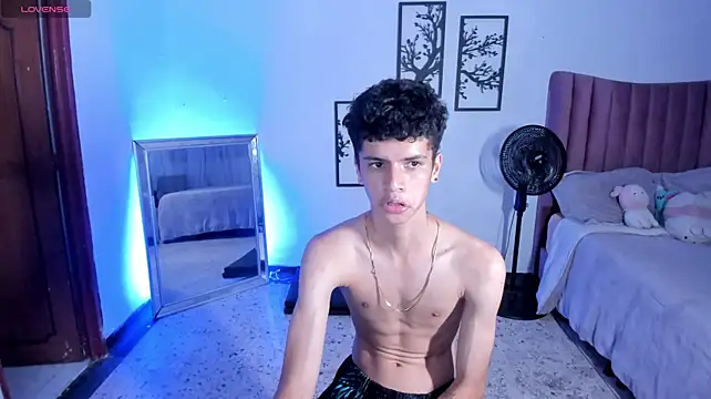 Show modela JuniorPrinceMorris na web-kameri