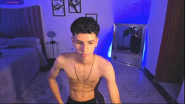 Show modela JuniorPrinceMorris na web-kameri