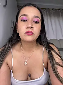 ChloeSaint_'s Webcam Show