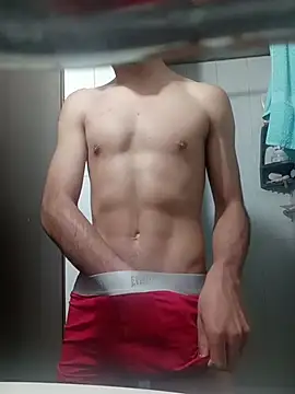Show modela tjlv12 na web-kameri