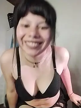 Zara_Mora's Webcam Show