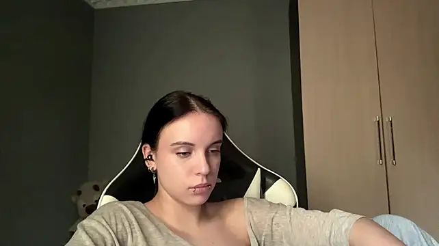 Hisaky – webcam-show