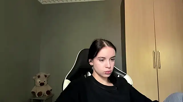 Hisaky Webcam show
