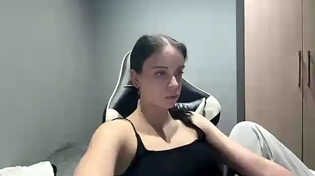 Hisaky – webcam-show