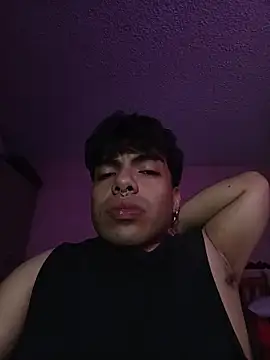 Suarez_Eros Adlı Modelin Web Kamerası Şovu