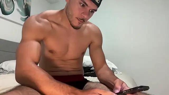 TheMarkLeon Show Webcam