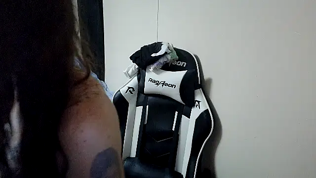 seatsxtaken Webcam Show