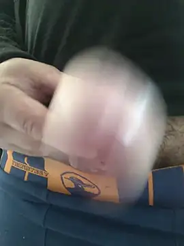Show modela yautja_dek na web-kameri