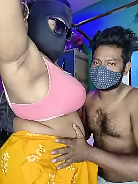 Show de vicky99_9 na webcam