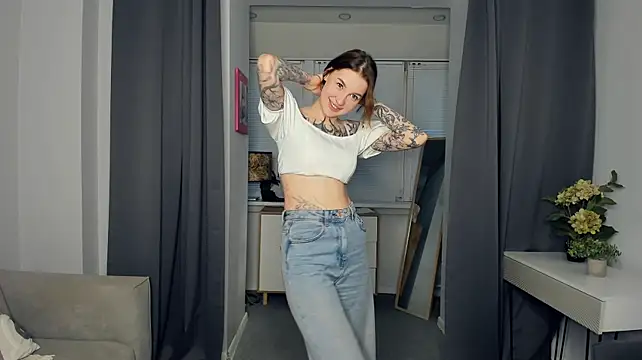 GitaDerbes' Webcam Show