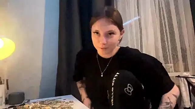 Živý XXX chat LexieParmele